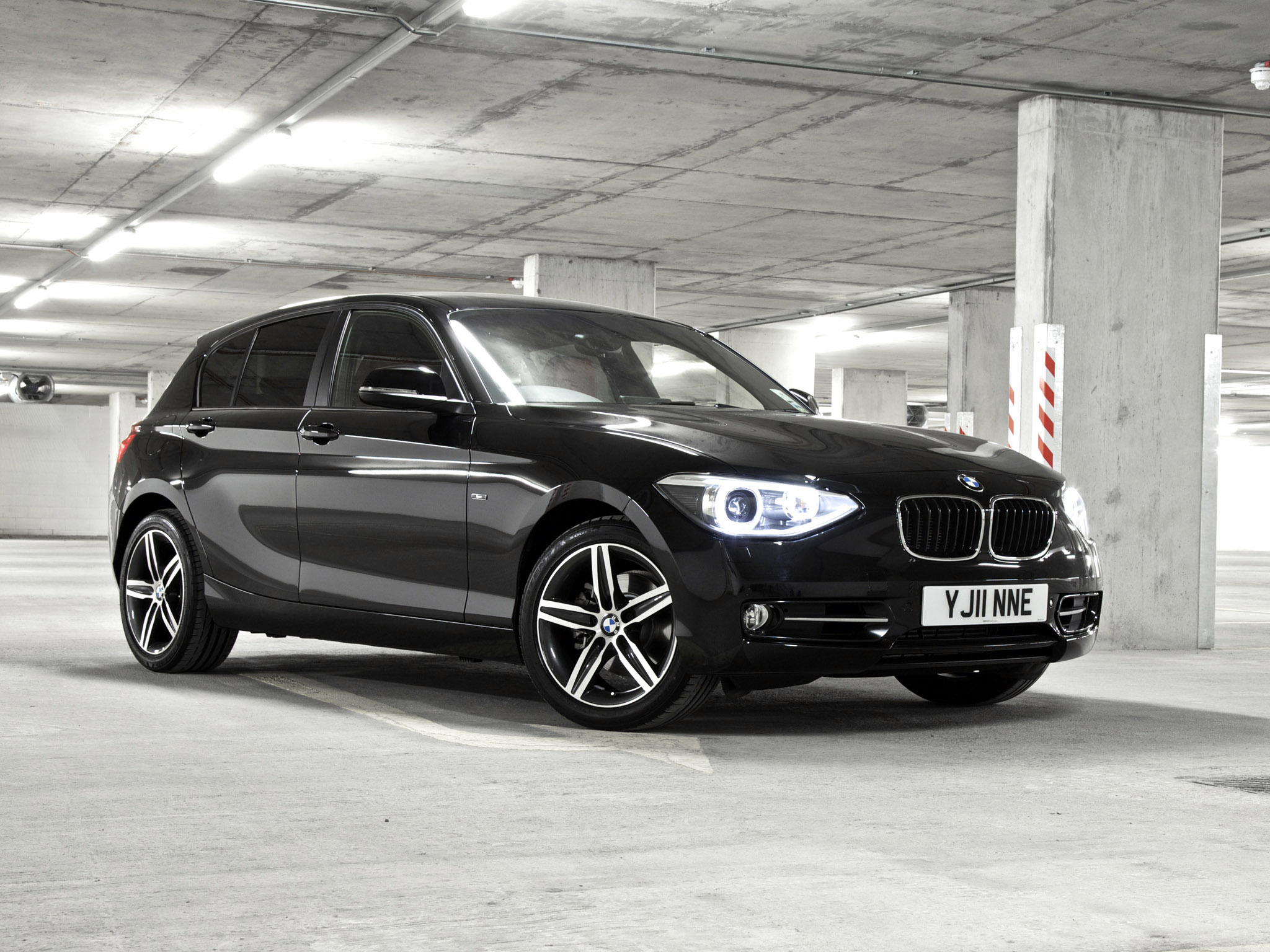 BMW 118i Özellikleri ve Fiyatı